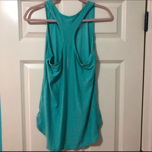 *SOLD* Reebok Tank Top - Picture 3 of 6